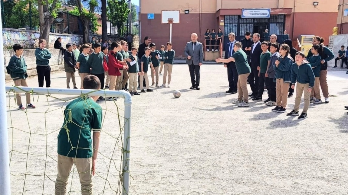 İLÇE KAYMAKAMIMIZ VE İLÇE MİLLİ EĞİTİM MÜDÜRÜMÜZÜN OKULUMUZU ZİYARETLERİ